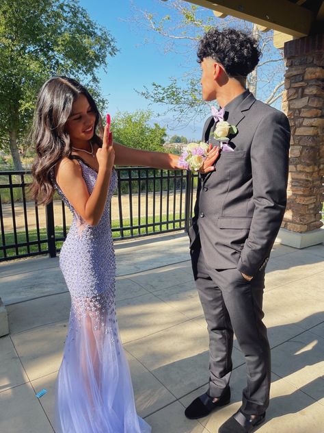 Lilac Hoco Couple, Lilac Homecoming Couple, Dark Purple Hoco Couple, Hoco Colors For Couples, Matching Prom Couples Light Purple, Light Purple Prom Dress Couple, Purple Hoco, Prom Suit And Dress, Homecoming Poses