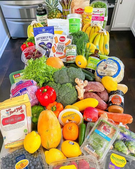 Jackie | Plant-Based + GF on Instagram: “🌟 GIVEAWAY ALERT! 🌟 Don’t forget - There’s still ONE week left of the May giveaway! Check LAST Saturday’s grocery haul post for the full…” Healthy Dinner Sides, Vegan Grocery, Fall Recipes Healthy, Giveaway Alert, Free Groceries, Grocery Haul, Butterfly Pea, Last Saturday, Healthy Comfort Food