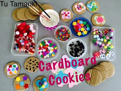 Cardboard cookies! Aktiviti Kanak-kanak, Dramatic Play Preschool, Toddler Arts And Crafts, Daycare Activities, Card Board, Aktivitas Montessori, Daycare Crafts, Toddler Art, Toddler Learning Activities