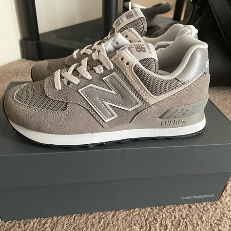 Brand New And Never Worn! Box Included! Us Women’s 5, Men’s 3 1/2 Super Comfy And Stylish! Likers Will Always Receive A Discount! Bundle And Save! Kicks Shoes Women, Aesthetic New Balance Shoes, Gray Sneakers Outfit, New Balance Shoes Grey, New Balance Shoes Outfit, Gray New Balance, New Balance For Women, New Balance Grey, 574 New Balance