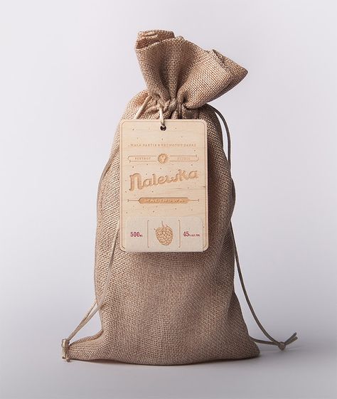 Rustic Packaging, Modern Packaging Design, Coffee Bag Design, Rice Packaging, Tea Packaging Design, Blog Design Inspiration, Modern Packaging, Alcoholic Beverage, Chocolate Packaging