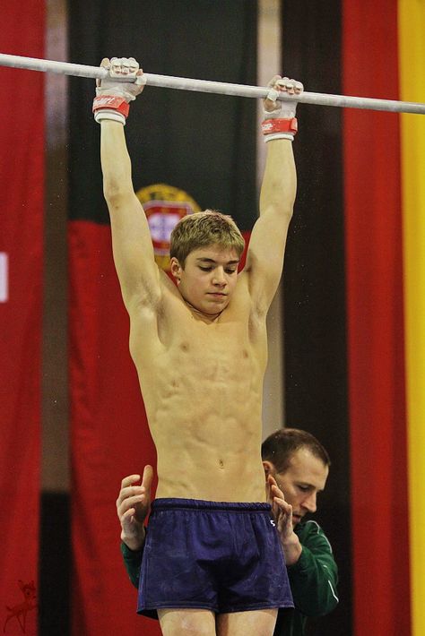 gymnast Boys Gymnastics, Cute Guy Pics, Castle Aesthetic, Gymnastics Photography, Aesthetic Boy, Gymnast, Gymnastics