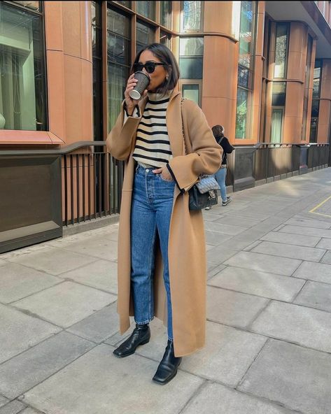 Camel Coat Outfit, Trendy Overalls, Pick Outfits, Cute Thanksgiving Outfits, Thanksgiving Outfit Ideas, What To Wear Fall, Jeans Outfit Fall, Mode Instagram, Cozy Fall Outfits