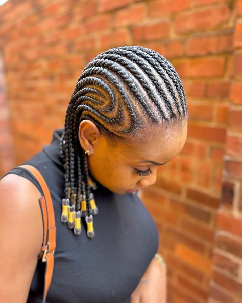 Meduim cornrows with beads❤️ Cornrows Braids With Beads, Cornrows With Beads, Hairstyle Inspo, Look Rock, Braids With Beads, Braid Hair, Cornrows Braids, Hair Beads, School Fashion