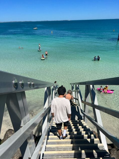 #australia #beach #australiabeach #coogee #coogeebeach #ocean #sea #bridge #jetty #water #summer #snorkeling Australian School Aesthetic, Australian Beach Aesthetic, Australia Snorkeling, Australia Travel Aesthetic, Australia Lifestyle, Australia Life, Basic Aussie, Aussie Summer, Coogee Beach