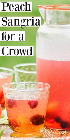 Sangria For A Crowd, White Wine Sangria Peach, Peach Sangria Recipe, Peach Sangria Recipes, Crowd Recipes, White Peach Sangria, White Sangria Recipe, Recipe For A Crowd, Fall Tailgating