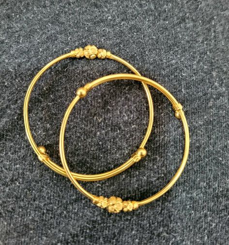 Light weight adjustable baby girl gold bangles💕💕👍💍🙂💕 Baby Girl Gold Bangles, Baby Girl Gold Jewellery, Adjustable Gold Baby Bangles, Bangles For Baby Girl Gold, Gold Bangles For Baby Girl, Baby Gold Bangles, Desi Things, Baby Jewelry Gold, Baby Jewellery