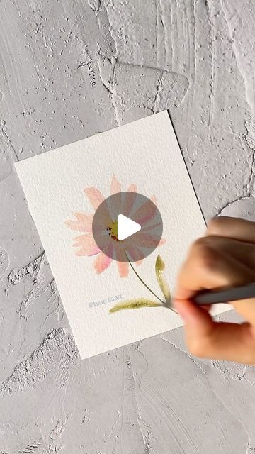 Lisa Lam | Watercolorist on Instagram: "Easy Watercolor Daisy For Beginners 🌸" Daisy Watercolor Painting Easy, Easy Watercolor Art For Beginners, Water Colors For Beginners, Learning Watercolor, Daisy Watercolor, Watercolor Painting Easy, Diy Large Wall Art, Watercolor Daisy, Watercolor Beginner