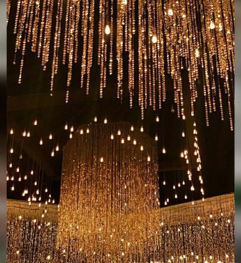 Glamour Prom Theme, Prom Theme Golden Gala, Gold Sangeet Decor, Golden Prom Theme, Gold Gala Decor, Gold Prom Decor, Gold Stage Decor, Golden Hour Prom Theme, Prom Set Up Ideas