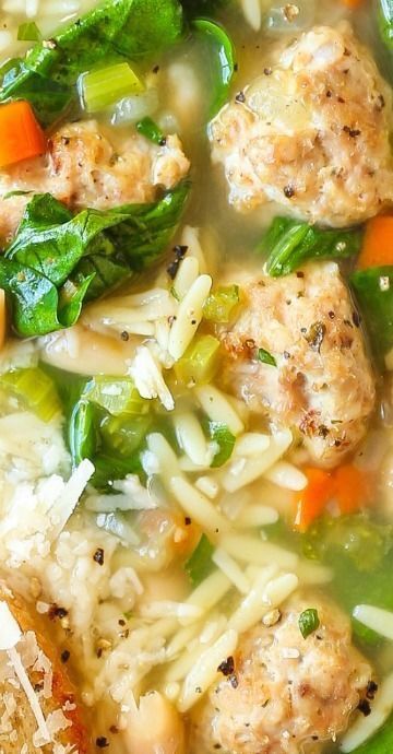 Weeknight Soup, Meatballs Soup, Meatball Soup Recipes, Plats Healthy, White Soup, Moist Pumpkin Bread, Meatball Soup, Diner Recept, Savory Soups