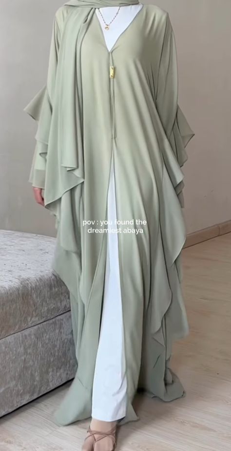 Abaya Closet, Pretty Abayas, Deginer Dress, Trending Abaya, Abaya Inspiration, Latest Abaya, Black Abaya Designs, Abaya Collection, Stylish Outfits Casual