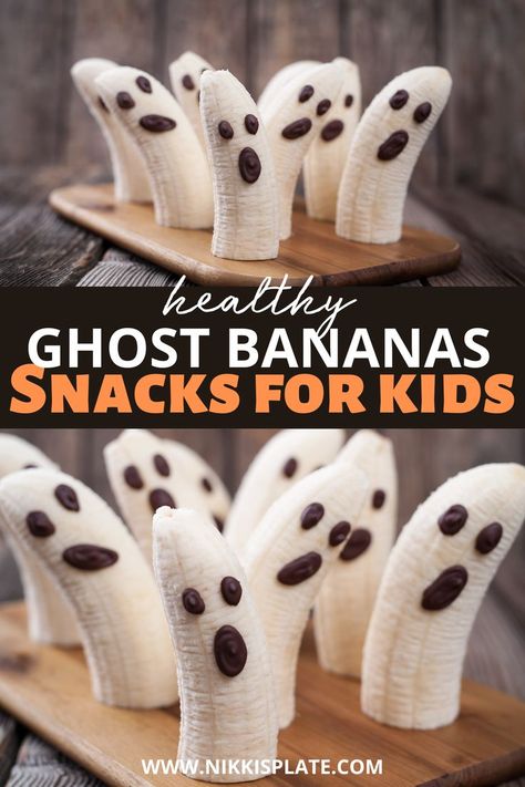 Healthy Ghost Banana Snacks for Kids; Halloween Banana Ghosts (Spooky Kids Snacks); A fun and scary Halloween snack for kids! Two ingredients, easy and healthy! Banana Snacks For Kids, Halloween Banana Ghosts, Halloween Snack For Kids, Halloween Bananas, Banana Ghosts, Halloween Lunch Box, Spooky Dinner, Easy Halloween Snacks, Halloween Snacks For Kids