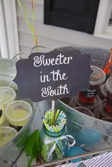 Sweet Tea at a Southern Boy Birthday Party!  See more party planning ideas at CatchMyParty.com! Southern Belle Birthday Party, Southern Belle Party, Boy Birthday Party Ideas, Southern Boys, Peach Party, Party Planning Ideas, Sweet 16 Parties, 16th Birthday Party, Sweet 16 Birthday