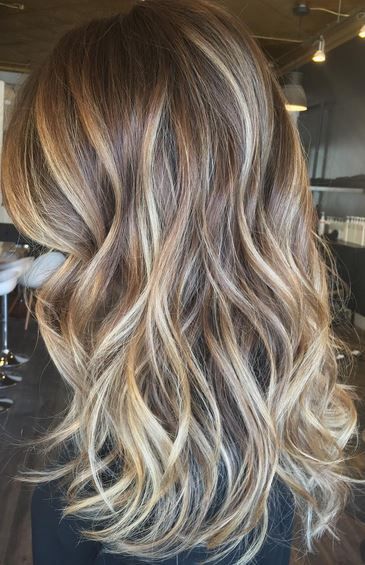 Fall Bronde Ombre                                                                                                                                                                                 More Tmavý Blond, Blond Închis, Brown Hair With Blonde Balayage, Bayalage Hair, Blonde Bayalage, Blonde Ombre Balayage, Blond Balayage, Medium Brown Hair, Medium Hairstyles