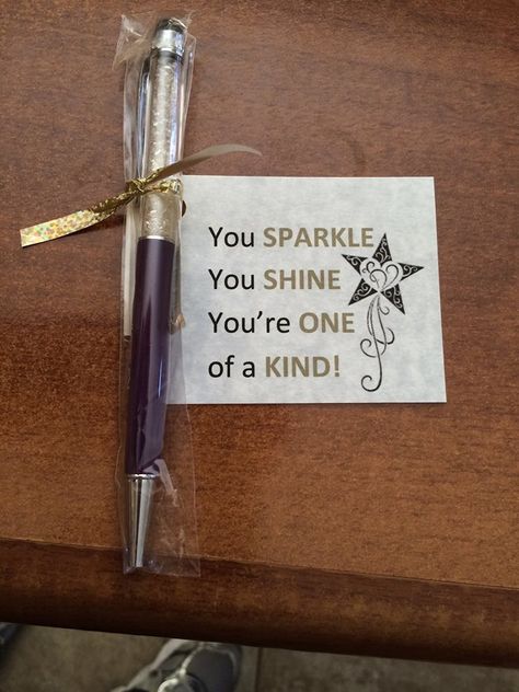 Made these using the Scentsy sparkle pens/stylus.  Added a cute saying.  Inexpensive recognition gift idea. Appreciation Gifts Diy, Secret Pal, Volunteer Gifts, Secret Sisters, Volunteer Appreciation, Staff Gifts, Employee Appreciation Gifts, Staff Appreciation, Work Gifts