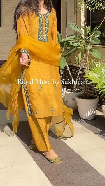 Designer Suits For Women Indian Unique, Punjabi Salwar Suits Boutique, Designer Suits For Women Indian, Lace Designs On Suits, Designer Punjabi Suits Patiala, Punjabi Dress Design, Dhoti Salwar, Suits For Women Indian, Patiala Suit Designs