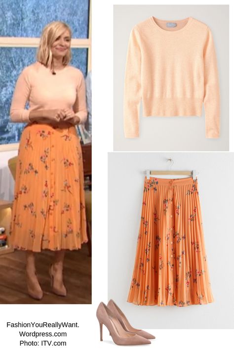 Floral Pleated Skirt Outfit, Pleated Midi Skirt Outfit, Summer Office Attire, Angie Smith, Holly Willoughby Outfits, Floral Skirt Outfits, Meeting Outfit, Chic Outfits Classy, Pleated Skirt Outfit