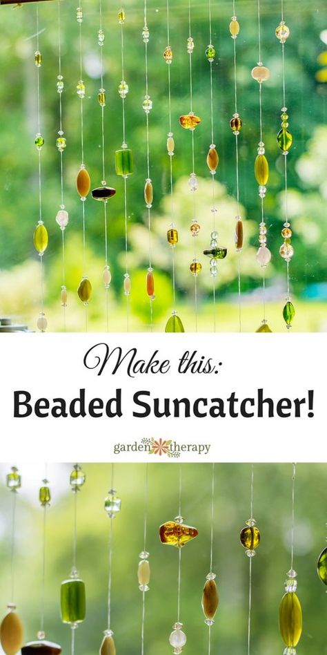 Beaded Suncatcher Mobile Suncatcher Mobile, Carillons Diy, Beaded Suncatcher, Suncatcher Diy, Curtains Diy, Diy Suncatchers, Diy Wind Chimes, Quick Diy, Beaded Curtains