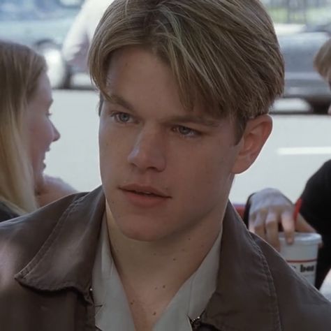 Blonde Male Actors Under 30, Blond Actors, Matt Damon 90s, Matt Damon Good Will Hunting, Young Matt Damon, Mat Damon, Blonde Actors Male, Blonde Actors, Jd And Veronica