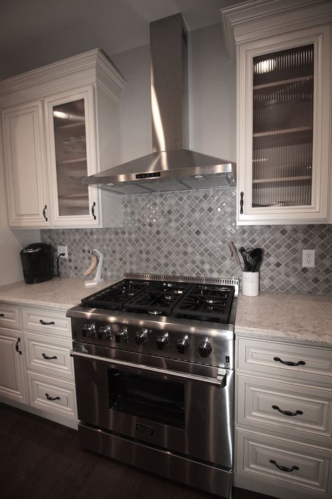 Stove Hoods Ideas, Stove Ideas Kitchen, Kitchen Stove Hoods Ideas, Kitchen Stove Ideas, Kitchen Stove Backsplash, Hoods Over Stoves, Kitchen Stove Hoods, Stainless Steel Hood Vent, Traditional Kitchen Decor