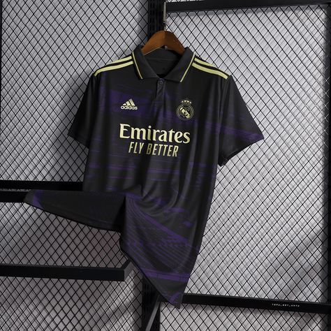 Real Madrid Concept Kit on Behance Real Madrid Dress, Branding Social Media, Ui Ux Designer, Ux Designer, Hello There, Football Players, Real Madrid, Logo Branding, Adidas Jacket