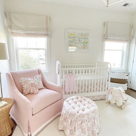 Pink And Green Nursery, Traditional Nursery, Baby Room Themes, Girl Nursery Room, Nursery Room Design, Nursery Room Inspiration, Baby Room Design