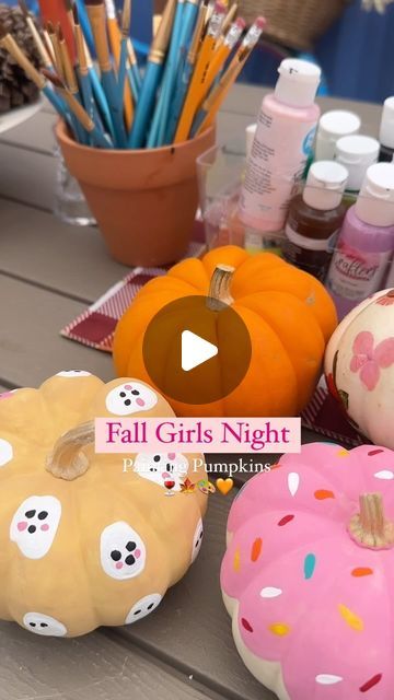 Cute Fall Girls Night, Girls Night Craft Ideas Fall, Pumpkin Painting Date Night, Halloween Crafts For Adults Girls Night, Painting Pumpkins Party, Fall Ladies Night Ideas, Pumpkin Painting Girls Night, Girls Pumpkin Painting Party, Fall Get Together Ideas