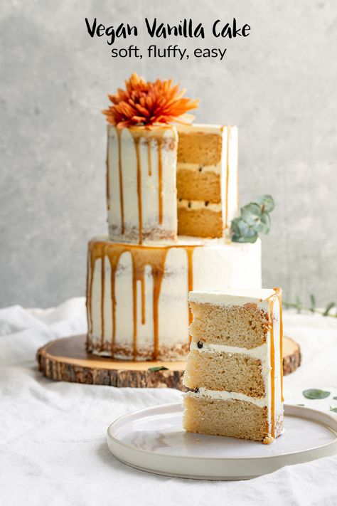 This vanilla cake has a soft, tender, moist crumb and just happens to be vegan. It's easy to make and the perfect cake for birthdays and celebrations! | thecuriouschickpea.com #vegan #cake #vanilla #birthday #wedding Vegan Bakes, Healthy Vegan Dessert, Vegan Vanilla Cake, Cheesecake Vegan, Vegan Birthday Cake, Vegan Wedding Cake, Vegan Wedding, Vegan Cake Recipes, Cake Chocolat