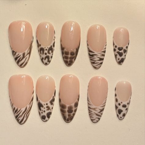 a cute lil animal prints moment 🐾 - - - - - - - #animalprintnails #cheetahnails #cownails #tigernails #leopardnails #bloominggelnails #crocnails #texturenails #uniquenails #nailinspo #nailsofinstagram #pressonnails #ykkrylix #explore #supportsmallbusiness #smallbusiness #baddie #cute #pretty #love #fyp #viral #trending #trendingnails Tiger Nails, Makeup Nails Designs, Cow Nails, Makeup Nails Art, Tropical Nails, Diy Acrylic Nails, Grunge Nails, Leopard Nails, Nails Tumblr