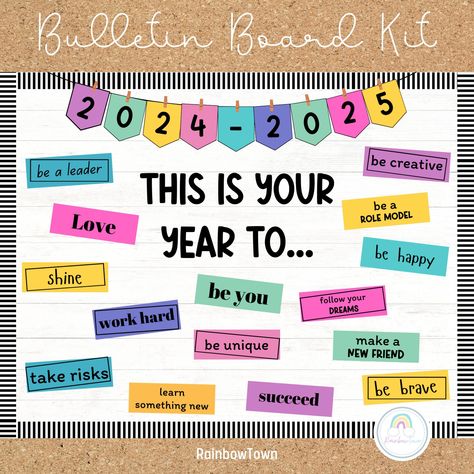 French Bulletin Boards Back To School, Form Board Ideas, Welcome Back To School Board Ideas, Welcome Back To School Bulletin Boards Free Printable, Beginning Of The Year, Classroom Welcome Board, Welcome To School Bulletin Boards, Welcome Back To School Decoration Ideas, School Welcome Board