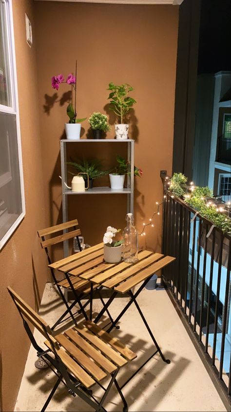 Small Balcony With Bbq, Small Balcony Aesthetic, Small Outdoor Balcony Ideas, Mini Balcony Ideas Apartment, Minimal Balcony, Small Balcony Decorating Ideas, Balcony Decorating Ideas, Balcony Gardens, Balcony Decoration