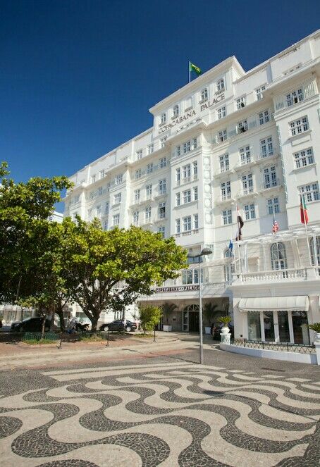 Copacabana Palace Brasil Aesthetic, Copacabana Palace, Magic Box, Luxury Hotels, Luxury Hotel, Rio De Janeiro, Palace, Ideias Fashion, Fort