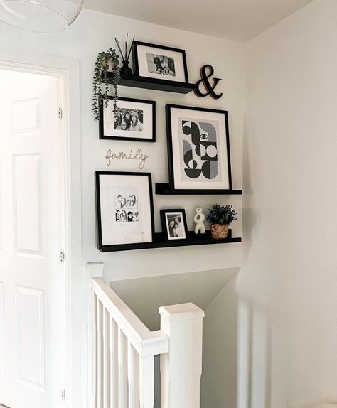 Long Hallway Frames Ideas Wall Decor, Small Stairway Wall Decor, Small Hallway Stairs Ideas, Stairway Hall Decor, Stair Styling Ideas, Small Hallway Photo Gallery, Home Staircase Decor, Top Of Steps Decor, Above The Stairs Decor