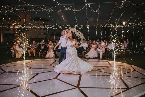 Cancun Wedding Reception, Wedding Venue Mexico, Mexico Wedding Ideas, Cancun Wedding Venues, Wedding Tulum, Riviera Cancun Wedding, Mexico Beach Weddings, Cancun Destination Wedding, Beach Wedding Groom