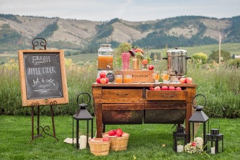 The Apple Cider Bar Is Here, and It's the Best Fall Wedding Trend Yet | Brides.com Cider Bar Wedding, Apple Cider Bar Wedding, Hot Apple Cider Bar, Cider Station, Beverage Display, Apple Cider Bar, Gardening Party, Apple Party, Fall Wedding Trends