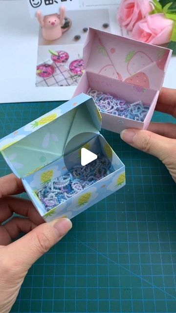 Gift Card Envelope Diy, Origami Storage, Box Making Tutorial, Origami Box Instructions, Paper Box Tutorial, Treat Boxes Diy, Easy Origami Animals, Origami Box With Lid, Origami Box Easy