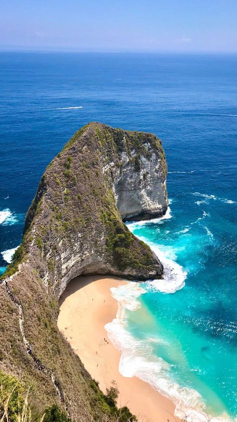 Kelingking Beach, Nusa Penida Bali, Perjalanan Kota, Crystal Bay, Funny Baby Pictures, Island Pictures, Globe Travel, Bali Beaches, Nusa Penida