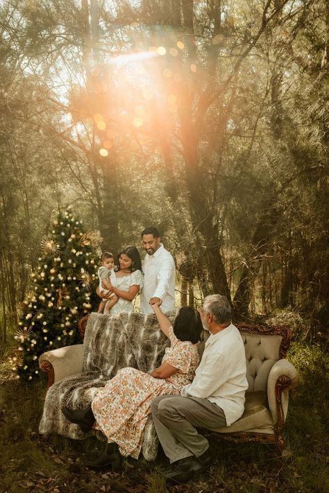 An Enchanting Vintage Christmas - Angelina Amelia Photography Australian Christmas Photoshoot, Outdoor Christmas Minis Photography, Outdoors Christmas Photoshoot, Woods Christmas Photoshoot, Bench Christmas Photoshoot, Poses With Santa Photo Ideas, Boho Christmas Photoshoot Outdoor, Outdoor Christmas Set Up Photography, Christmas Photoshoot Tree Farm