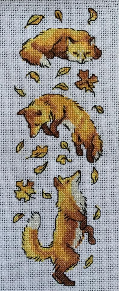 Cross Stitch World on Tumblr Stained Glass Rose, Be The Light, Fox Pattern, Monthly Themes, Ghost Cat, Key To My Heart, Needle Minders, Pattern Names, Craft Fairs