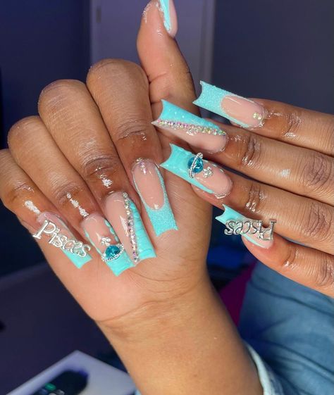 #birthdaynails #pisces Teal Prom Nails, Birthday Nails Gemini, Nails Pisces, Birthday Nails Blue, Blue Birthday Nails, Birthday Nails Coffin, Birthday Nails Pink, Acrylic Nails Birthday, Birthday Nail Set Ideas