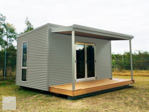 https://steelinegrannyflats.com/cont-evening-haze/ Prefab Modular Homes, Eco Cabin, Shale Grey, Property Ideas, House Paint Color Combination, Backyard Cottage, House Colours, House Cladding, Exterior House Paint Color Combinations