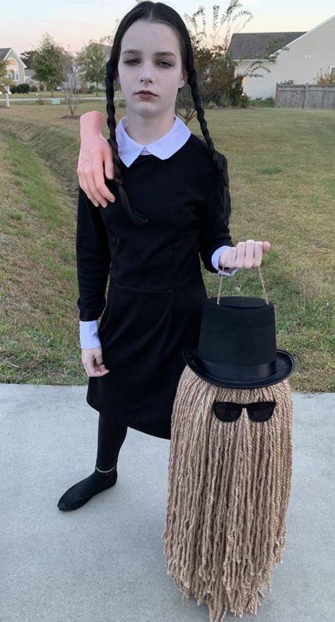 Halloween Costumes Wendsday Adams, Wendsday Halloween Costumes, Wednesday Adams Fancy Dress, Kostüm Wednesday Addams, Wensday Adams Halloween Costumes, Diy Wednesday Addams Costume Kids, Wendsday Costume, Wednesday Costume Diy, Wensday Costume Ideas