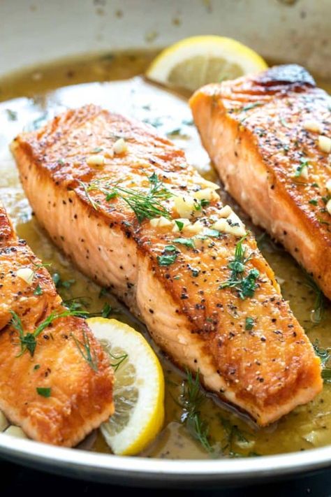 Make restaurant-quality pan-seared salmon at home with these simple techniques and finish it off with a delicious lemon garlic butter sauce. #salmon #pansearedsalmon #salmonfillet #seafood Salmon Recipe Pan, Cast Iron Skillet Recipes Dinner, Cooking Salmon Fillet, Garlic And Honey, Salmon Recipes Baked, Seared Salmon Recipes, Cast Iron Skillet Cooking, Cooked Salmon, Salmon Recipes Pan Seared