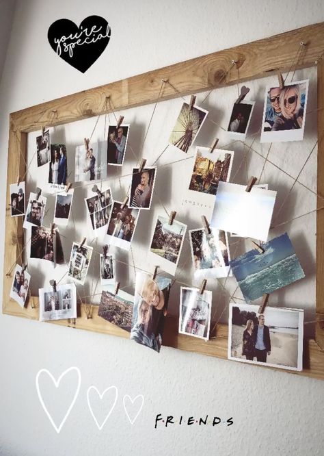 Photo Hanging Ideas, Diy Photo Wall, Diy Photo Display, Blue Deck, Photo Wall Hanging, Photo Hanging, Small Deck Decorating, Polaroid Wall, Photo Deco