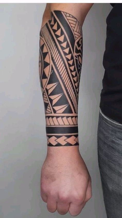 Polynesian Forearm Tattoo, Maori Tattoo Patterns, Badger Tattoo, Bracelet Tattoo For Man, Mens Tattoos, Timeless Tattoo, Tattoo Maker, Filipino Tattoos, Occult Tattoo