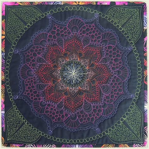 Piece, Love & Happiness!: Project Quilting "It's All About That Thread": Mystical Mandala Beach Quilt, Free Motion Designs, International Quilt Festival, Whole Cloth Quilts, Mandalas Painting, Happiness Project, Quilt Care, Machine Quilting Designs, Free Motion Quilt Designs