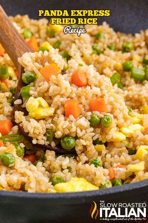 Panda Express Fried Rice, Chinese Rice Recipe, Slow Roasted Italian, Asian Stir Fry, The Slow Roasted Italian, Panda Express, Copycat Restaurant Recipes, Fast Easy Meals, Fried Rice Recipe