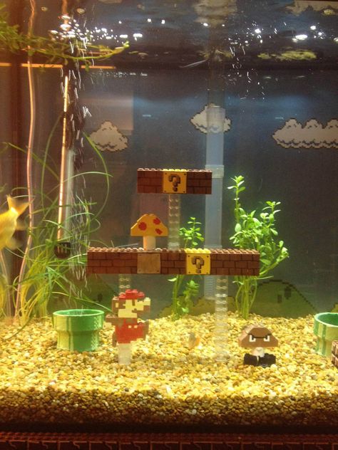 super mario fish tank aquarium (3) Lego Fish, Deco Gamer, Lego Mario, Cool Fish Tanks, Diy Aquarium, Cool Fish, Lego Super Mario, Super Mario Brothers, Tanked Aquariums