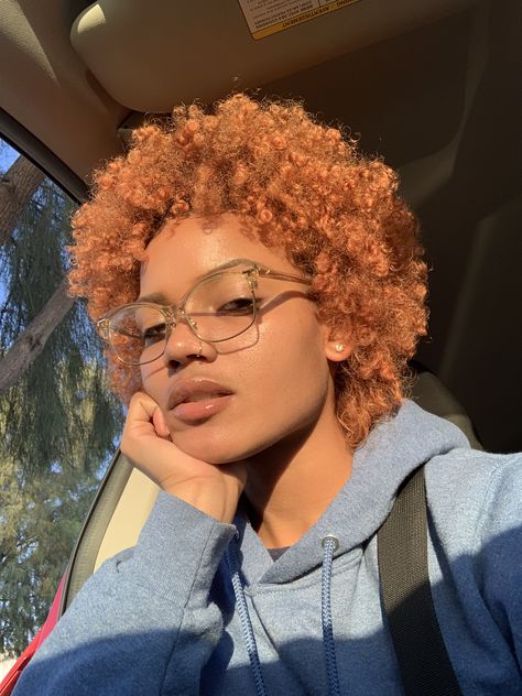 Short Ginger Natural Hair, Short 4c Colored Hair, Short Dyed Natural Hair, Short Curly Hair Color Ideas Black Women, Short Curly Colored Hair Black Women, Short 4c Hair Color Ideas, Dyed Twa Natural Hair, Short Afro Dyed Hair, Ginger Afro 4c