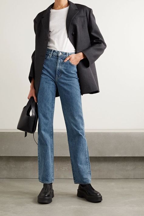 The 8 Best-Fitting Straight-Leg Jeans to Buy Right Now | Who What Wear Straight Jeans Outfit, Straight Leg Jeans Outfits, Jeans Trend, Blue Jean Outfits, London Jeans, Outfit Jeans, Jean Trends, French Women, 가을 패션